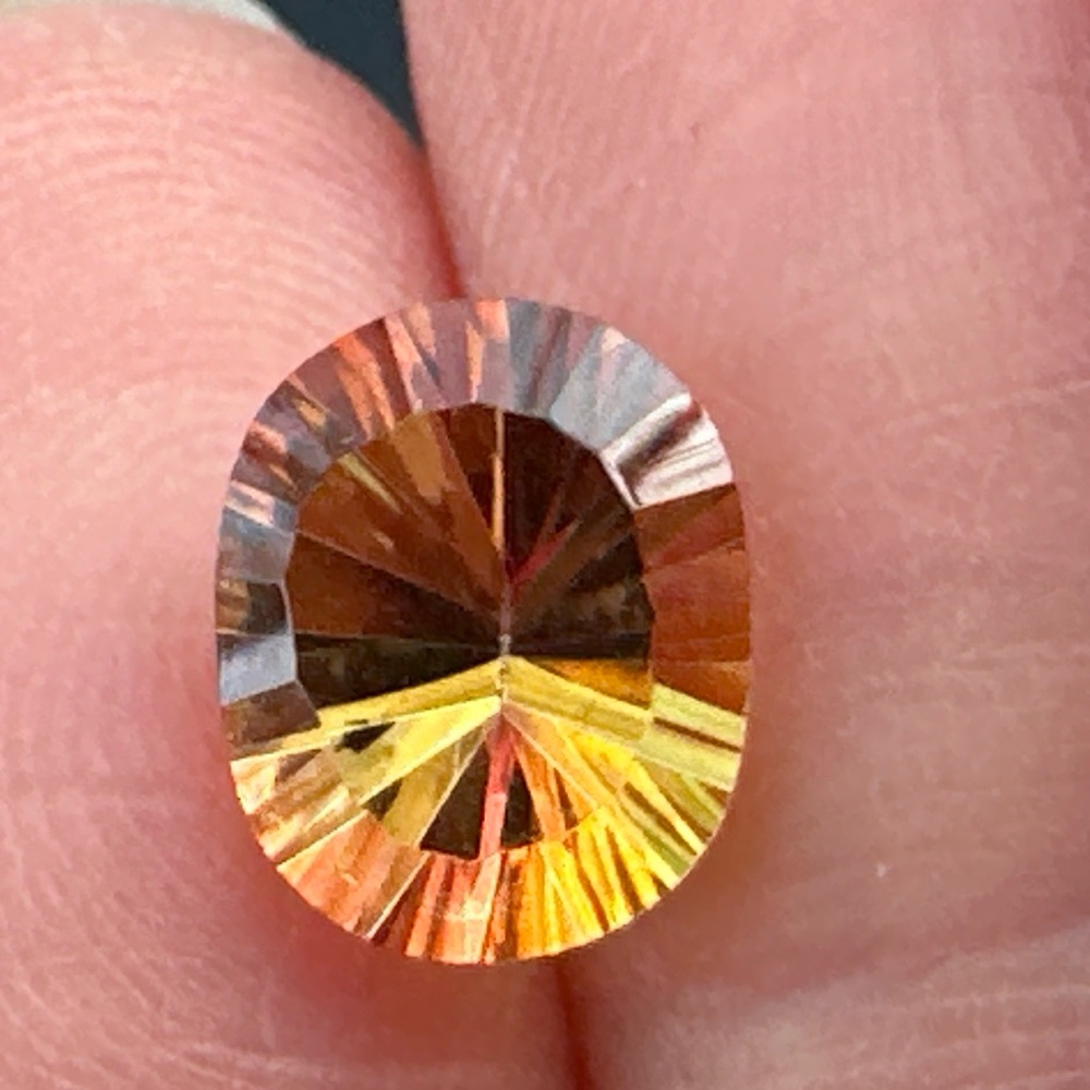 2.44 Cts Natural Mystic Quartz 10X8mm Oval Concave Cut Brazil - Picture 15 of 17